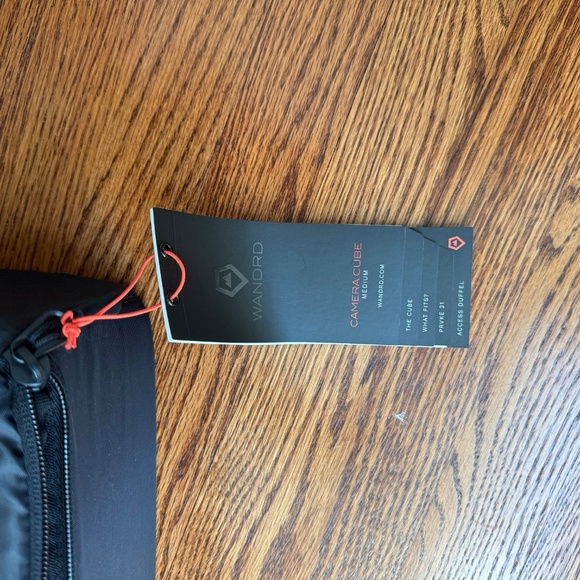 Wandrd Medium Camera Cube - Picture 6 of 16